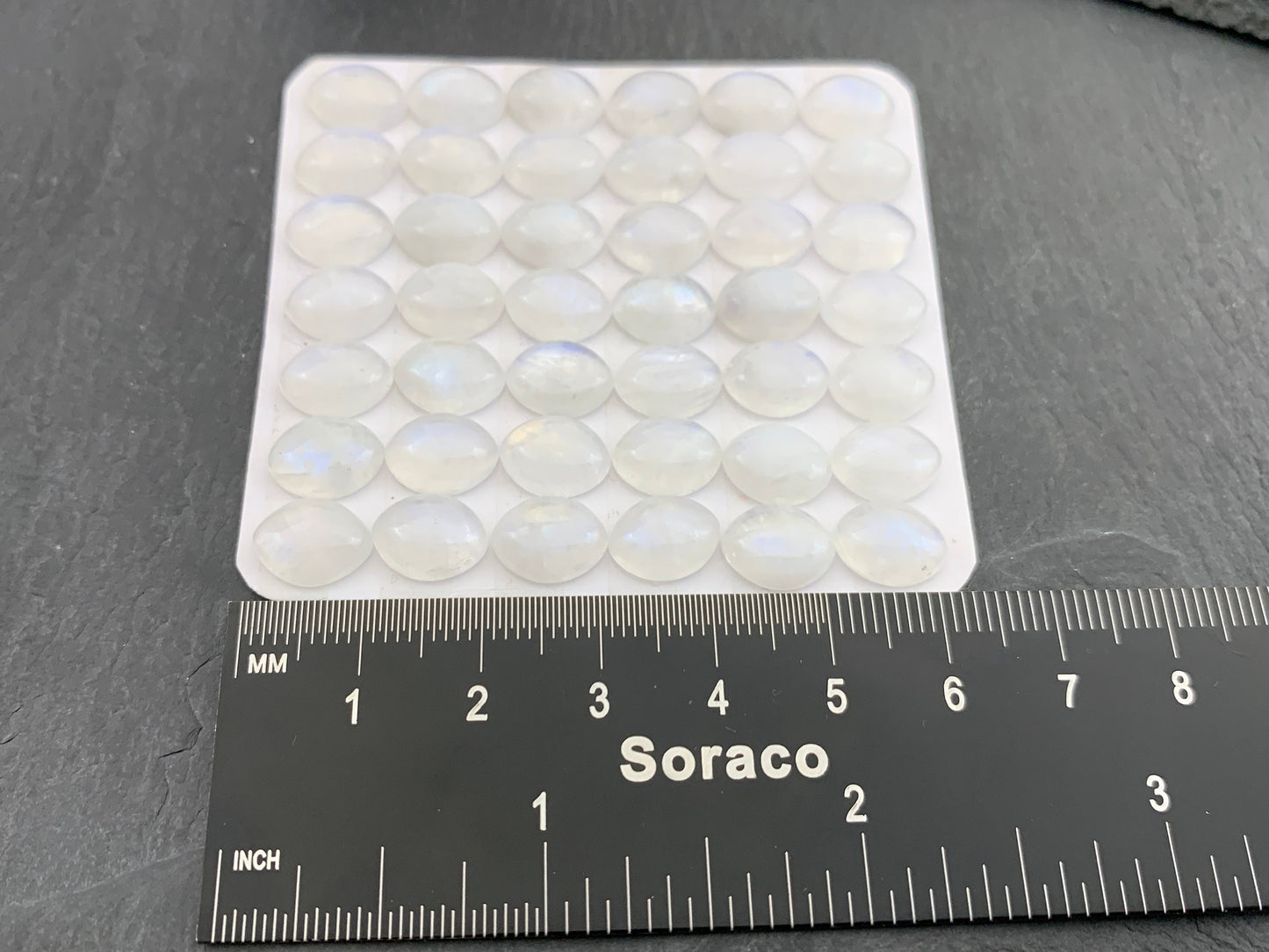 Rainbow Moonstone marquise 8x10mm cabochon - Calibrated cabochon