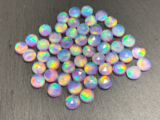 Faceted Aurora Opal round 8mm cabochon - Doublet cabochon