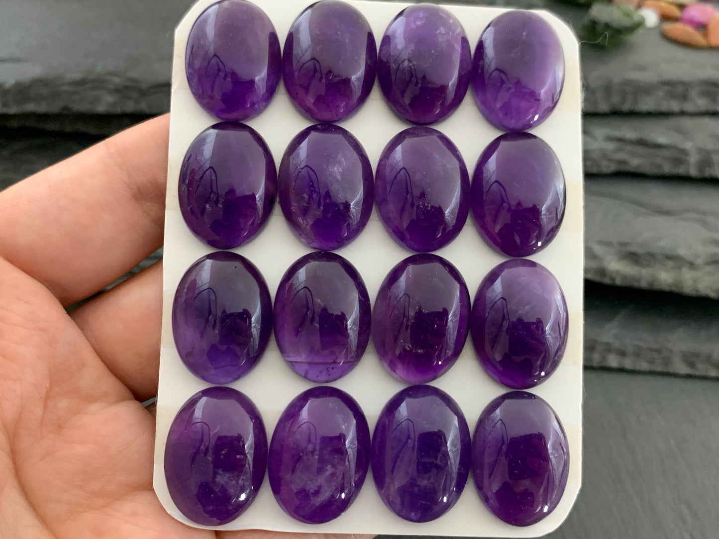 Amethyst oval 15x20mm cabochon - Calibrated cabochons