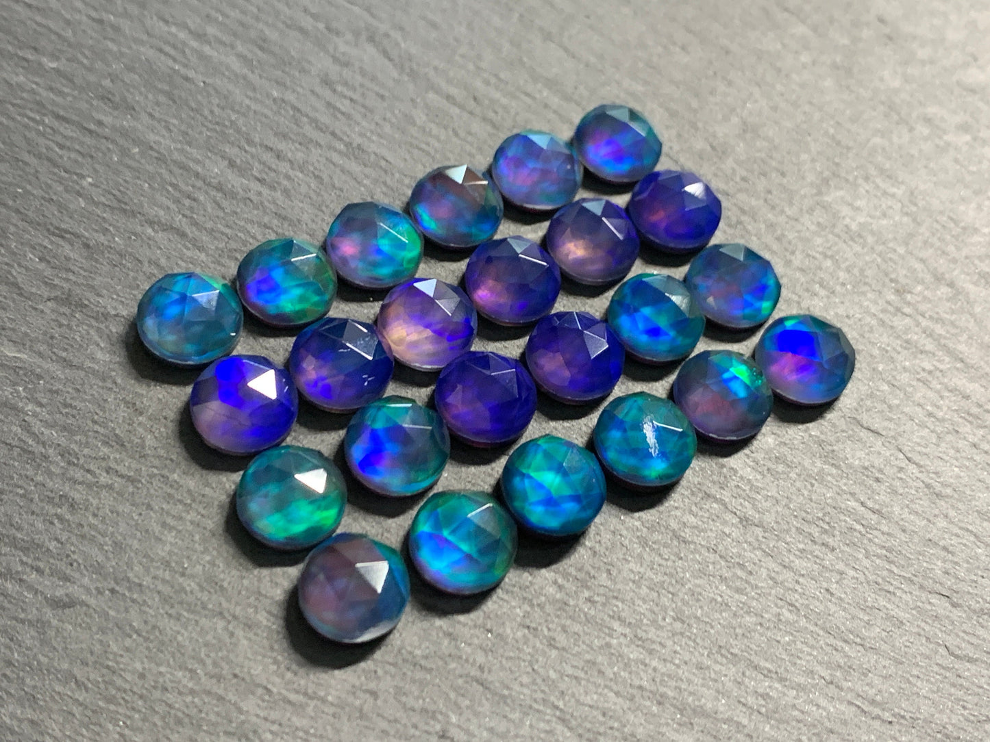 Faceted Aurora Opal 10mm cabochon - Doublet cabochons
