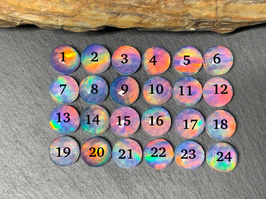 Faceted Aurora Opal round 10mm cabochon - Doublet cabochons