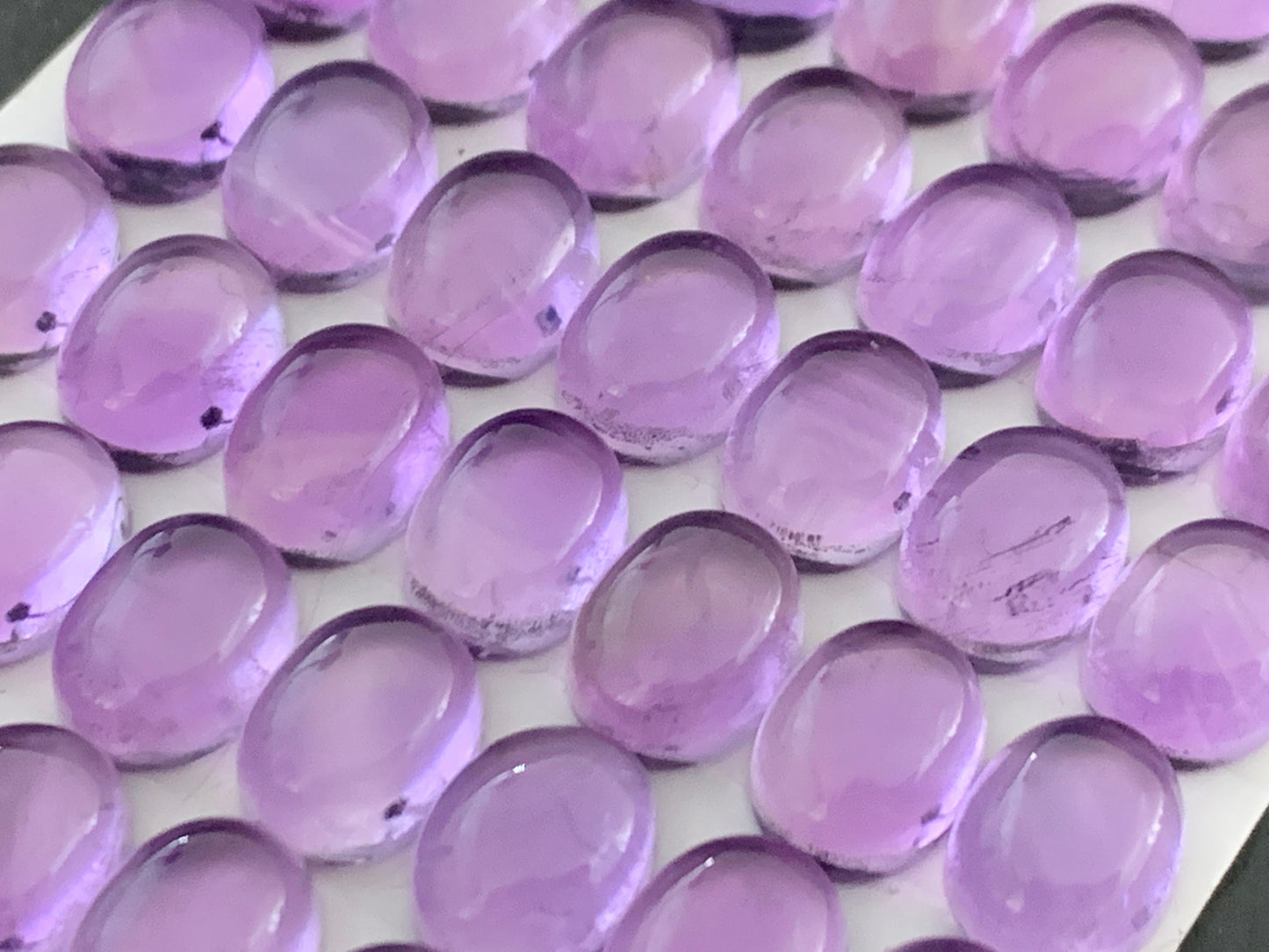 Amethyst oval 7x9mm cabochon - Calibrated cabochons