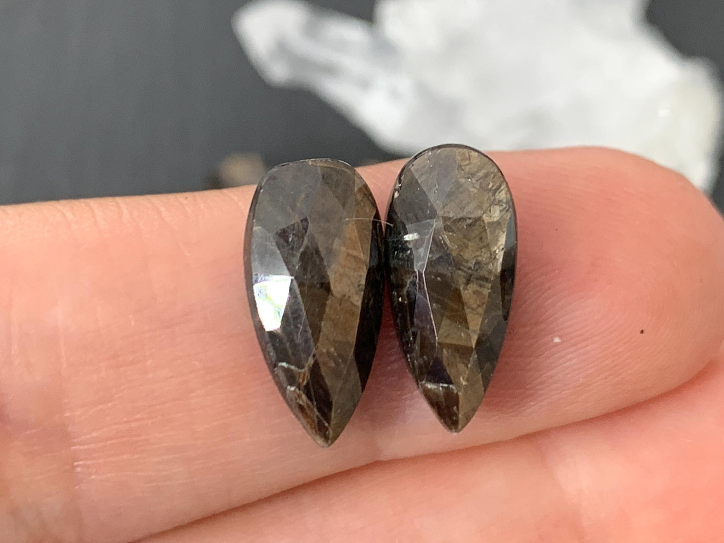 Faceted Star Sapphire pear 7x15mm cabochon - Pair of cabochons