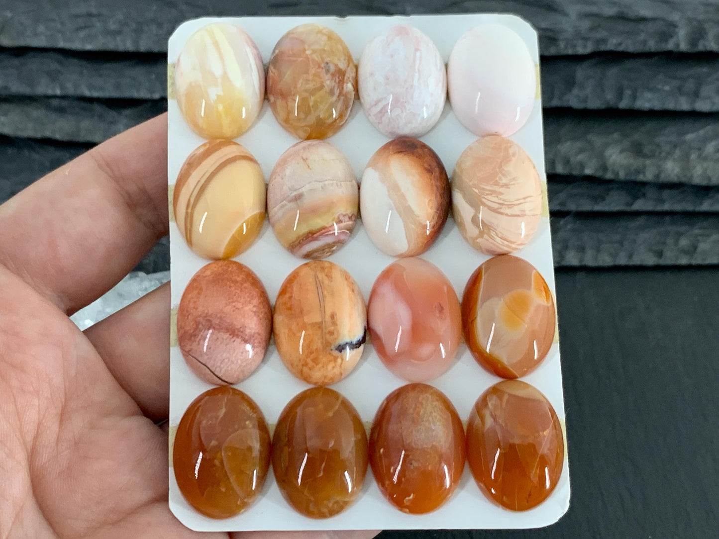 Mexican Opal oval 15x20mm cabochon - Calibrated cabochons