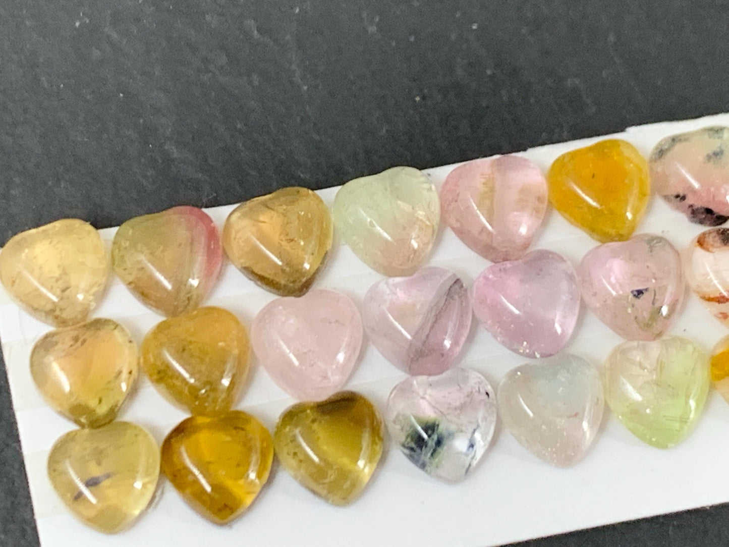 Tourmaline heart 5mm cabochon - Calibrated cabochons