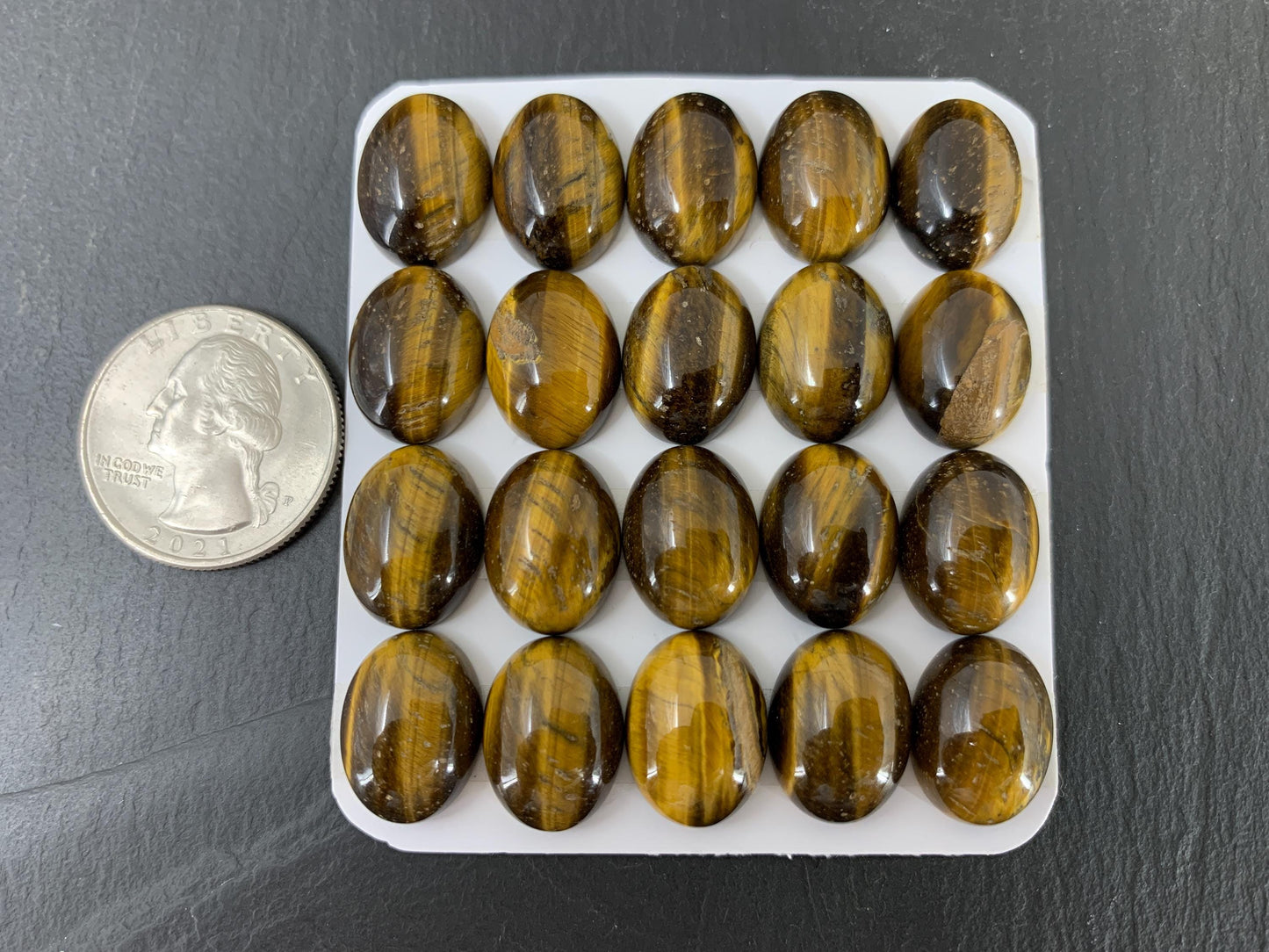 Tiger Eye oval 12x16mm cabochon - Calibrated cabochons