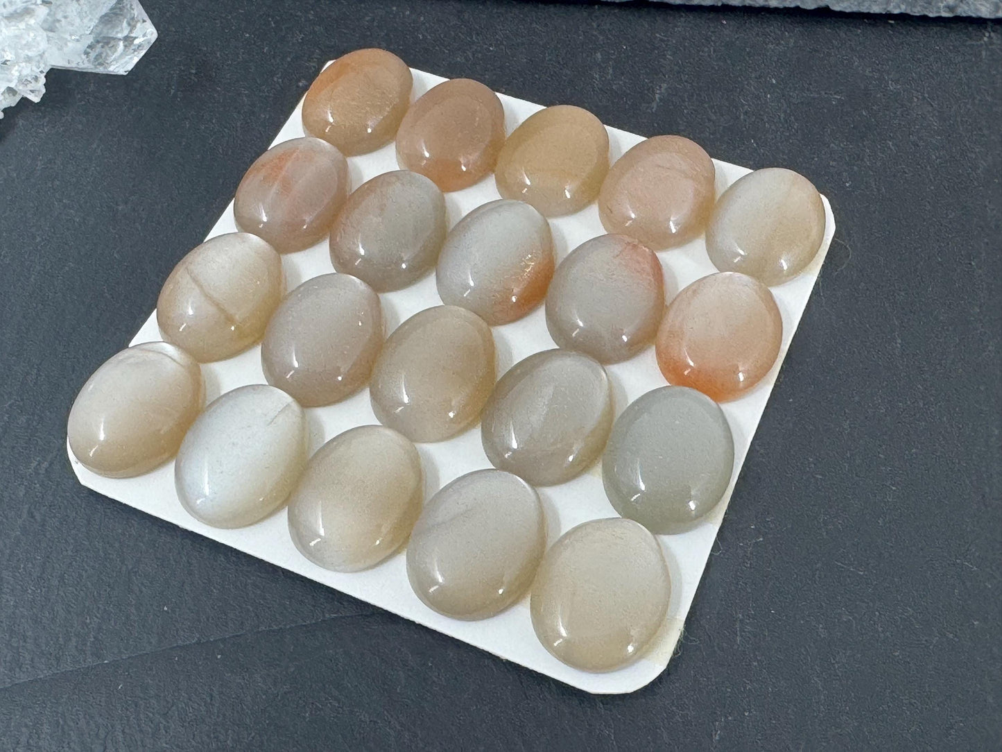 Gold Sunstone oval 12x16mm cabochon - Calibrated cabochons
