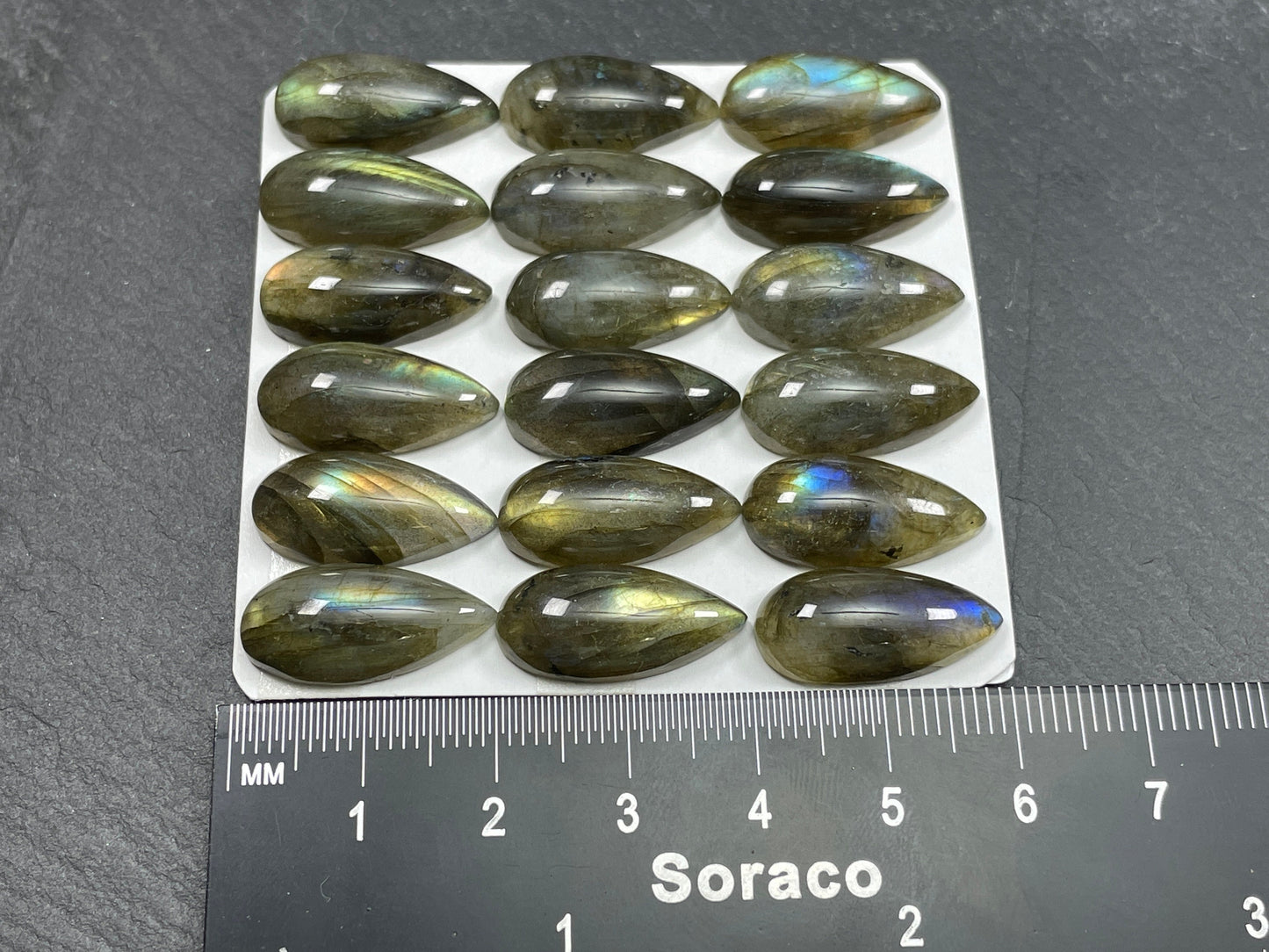 Labradorite pear 10x20mm Cabochon - Calibrated cabochons