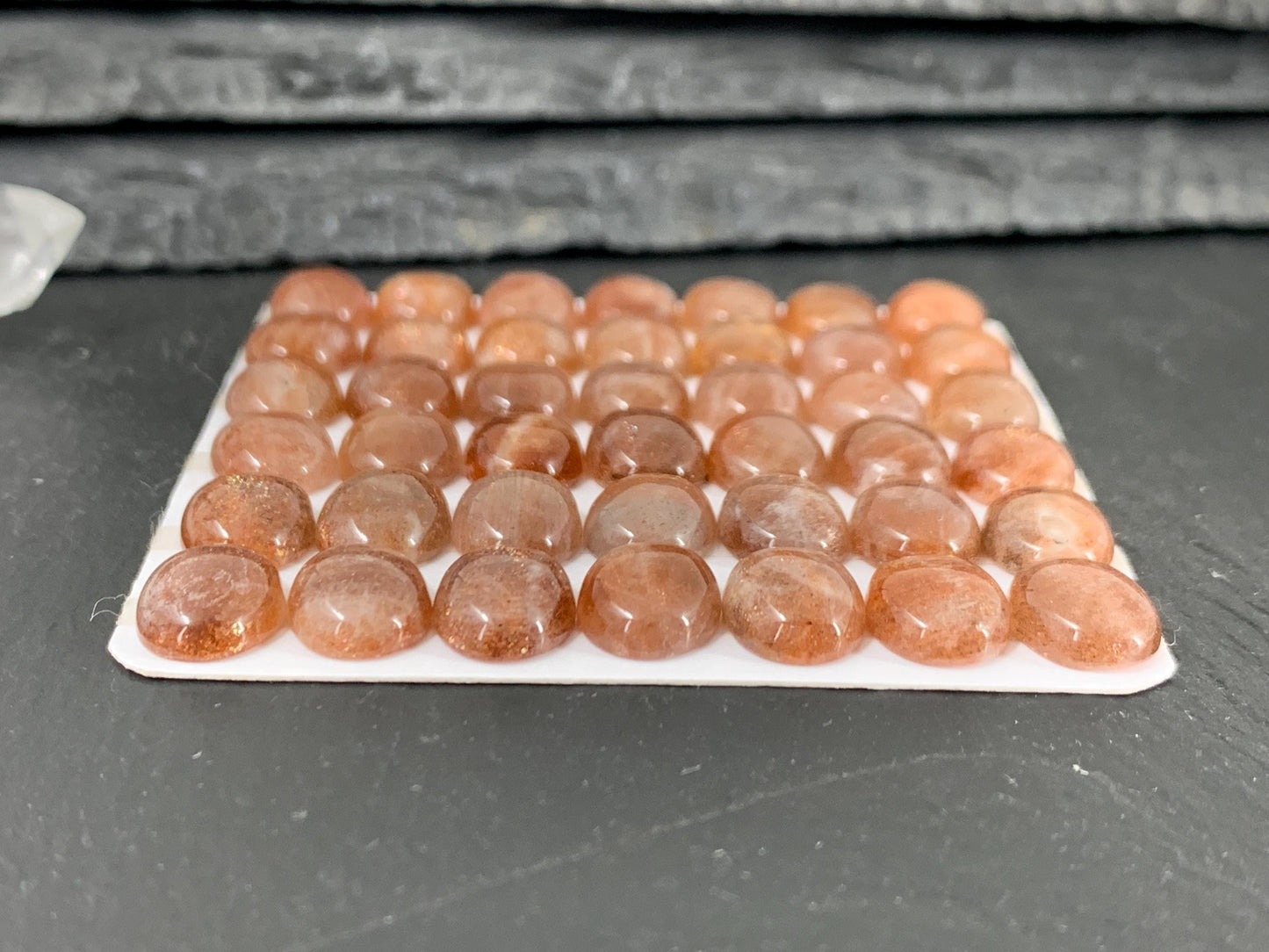 Sunstone oval 8x10mm cabochon - Calibrated cabochons