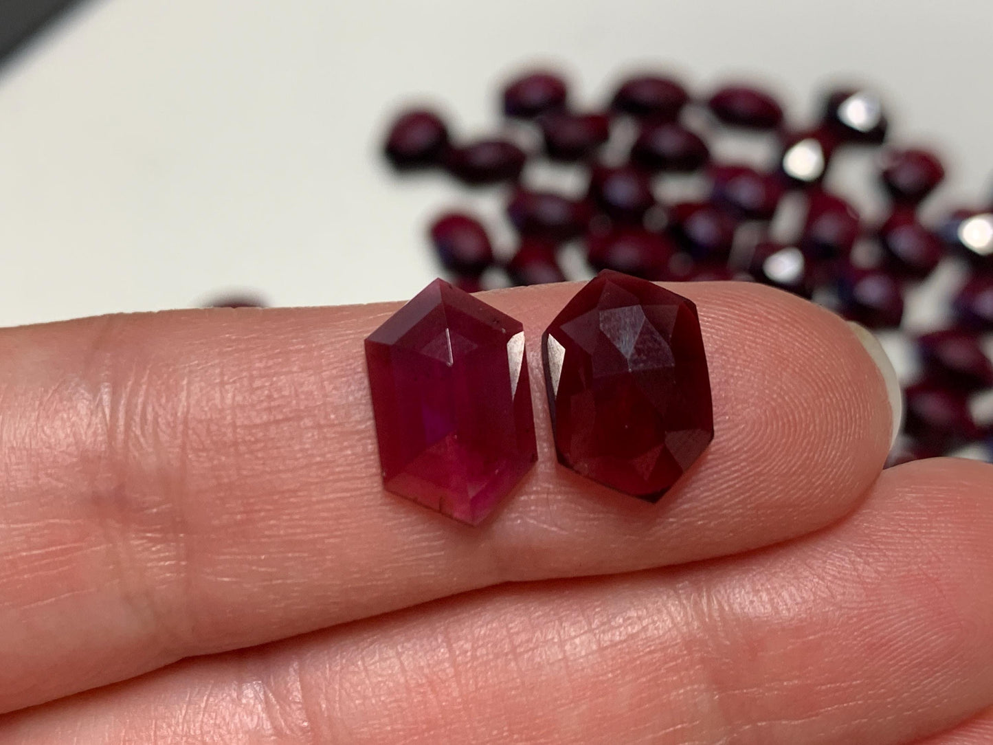 Faceted Rhodolite Garnet long hexagon 8x12mm cabochon