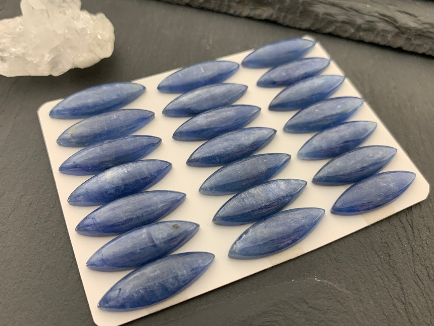 Blue Kyanite marquise 8x24-25mm cabochon - Calibrated cabochons