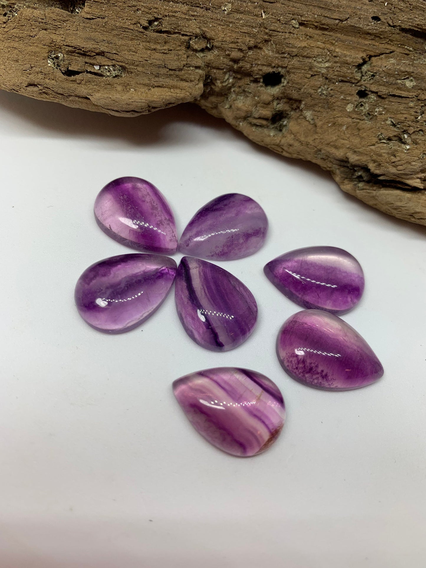 Purple Fluorite pear 13x18mm Cabochon - Calibrated cabochons