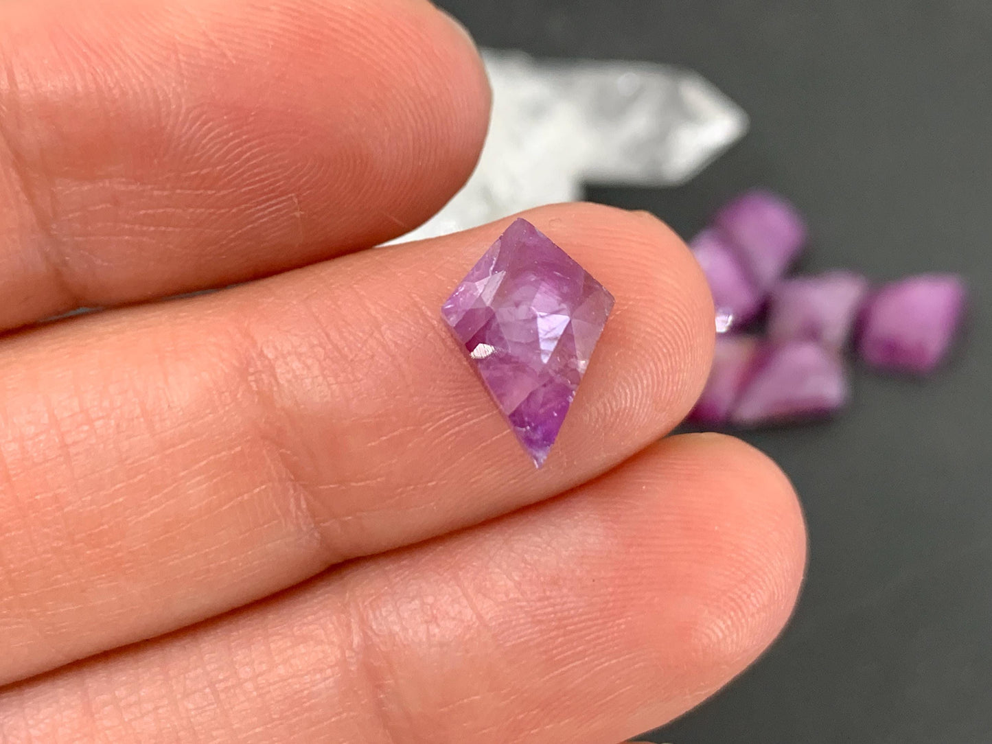 Damaged- discounted faceted Silky Star Sapphire kite 8x12mm cabochon/ lot 7 pieces
