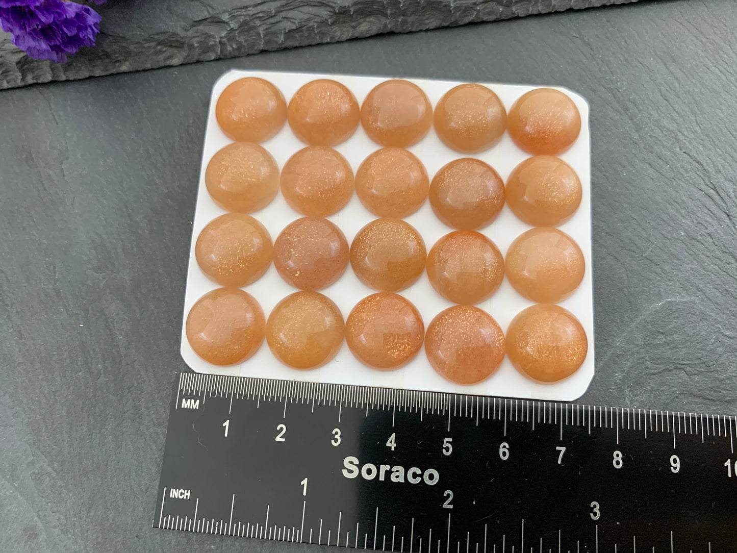 Gold Sunstone round 15mm cabochon - Calibrated cabochons