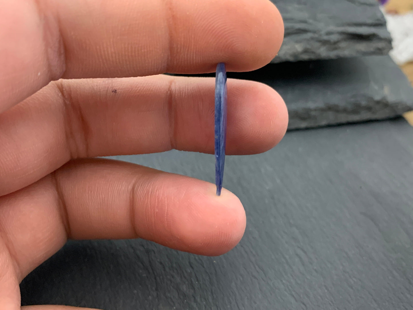 Kyanite pear 10x25mm Cabochon - Calibrated cabochons