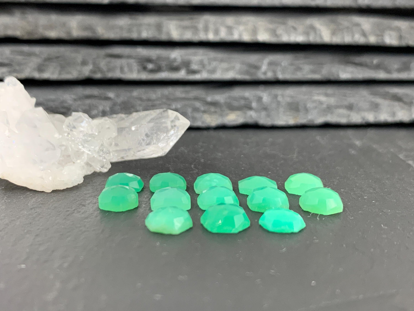 Faceted Chrysoprase hexagon 6mm cabochon