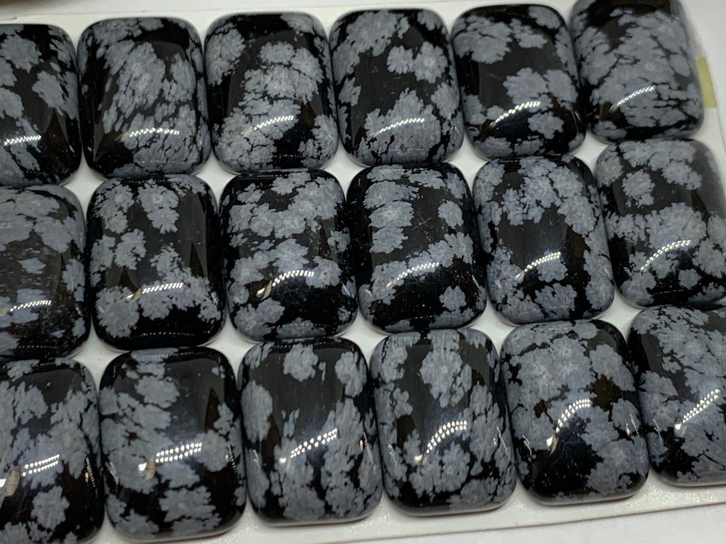 Snowflake obsidian 13x18mm cabochon - Calibrated cabochons