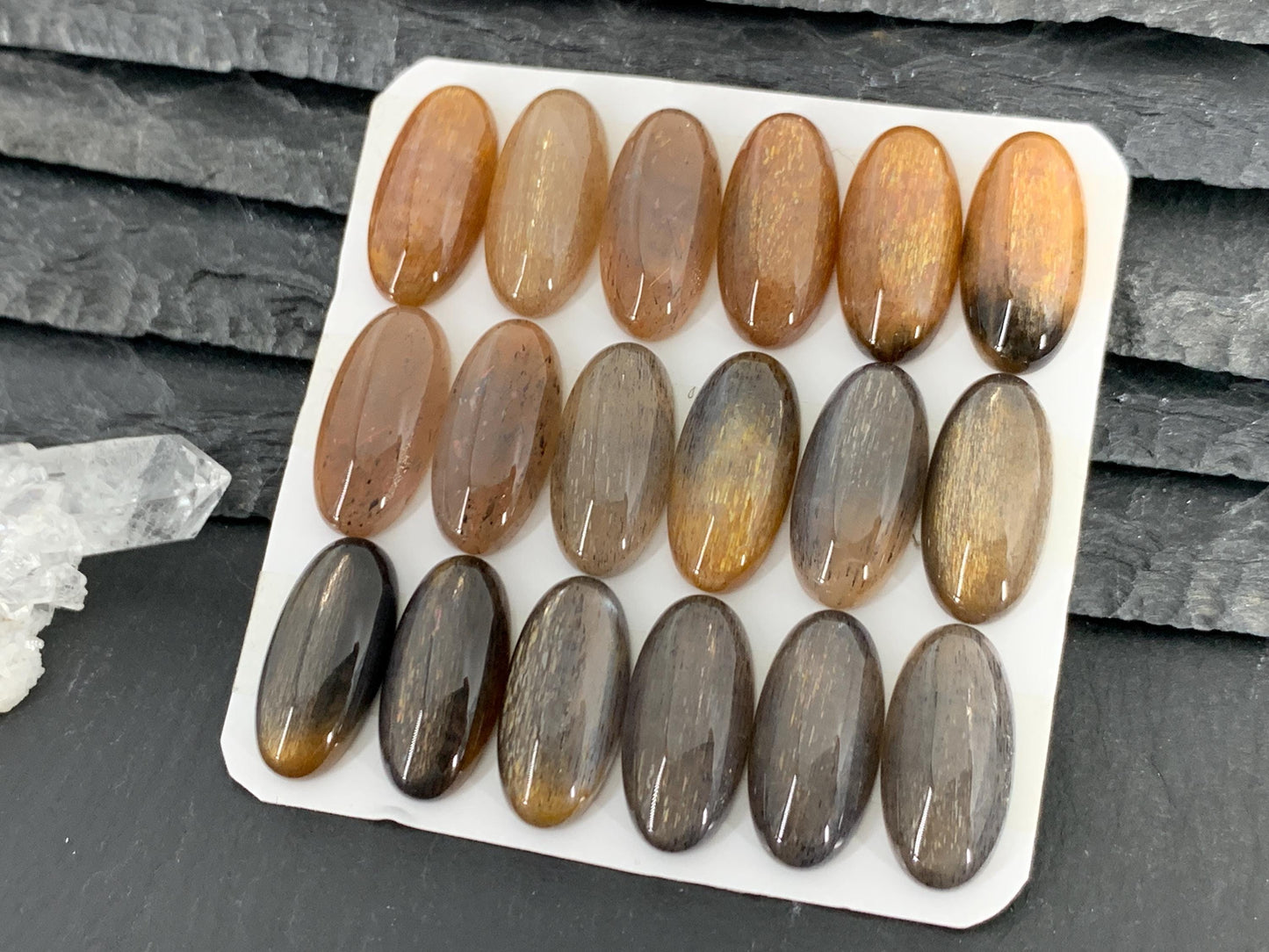 Gold Sunstone oval 10x20mm cabochon - Calibrated cabochons