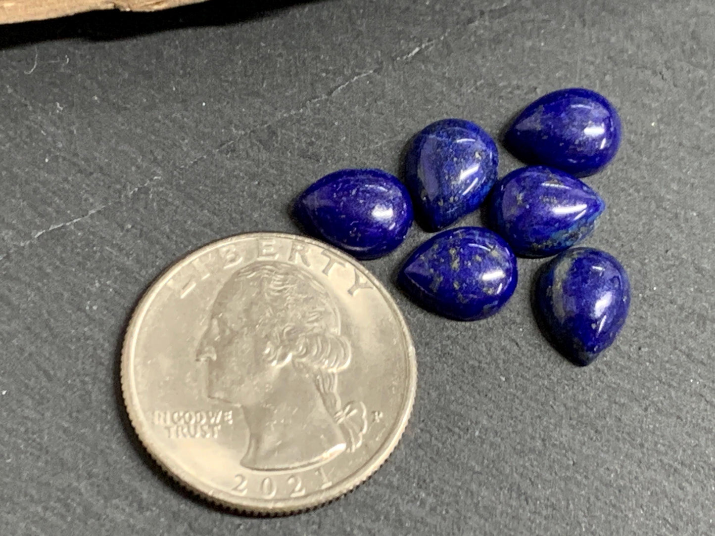 Lapis Lazuli pear 8x10mm cabochon - Calibrated cabochons