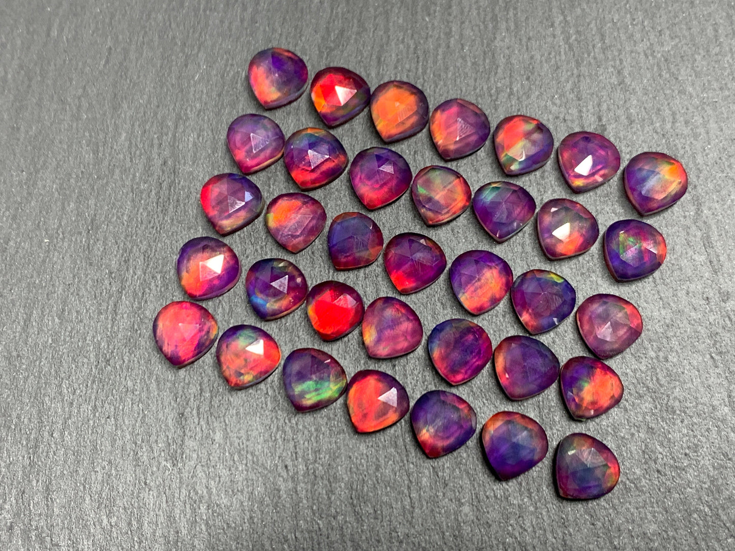 Faceted Aurora Opal pear 8mm cabochon - Doublet cabochons