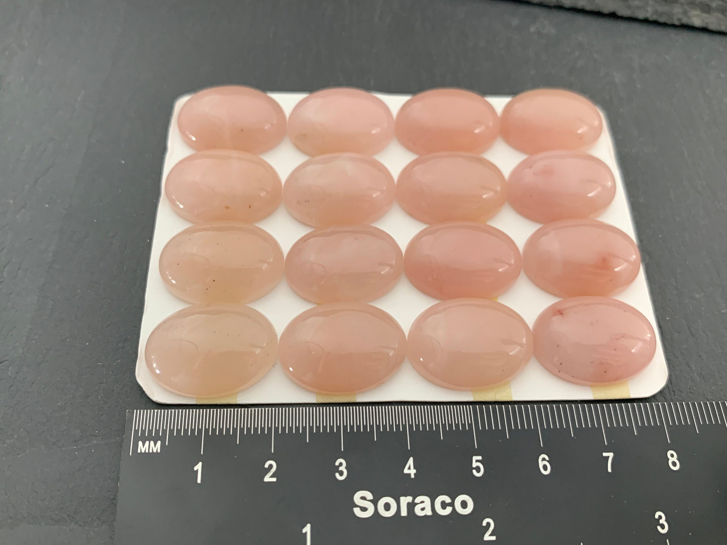Pink Chalcedony oval 15x20mm cabochon - Calibrated cabochons