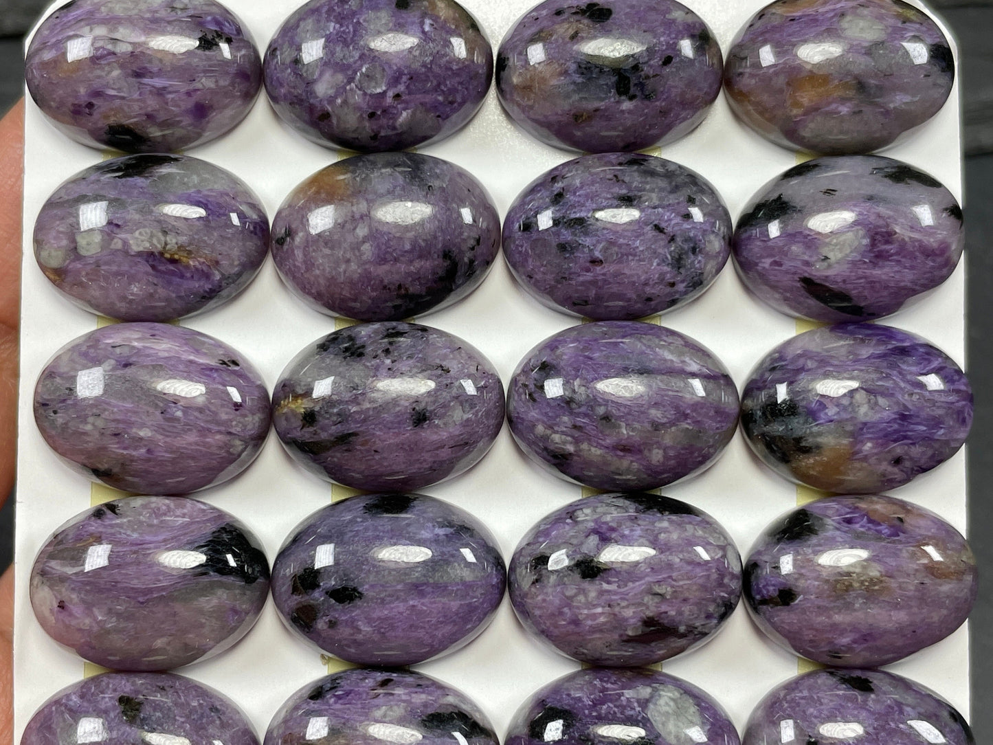 Charoite oval 13x18mm cabochon - Calibrated cabochons
