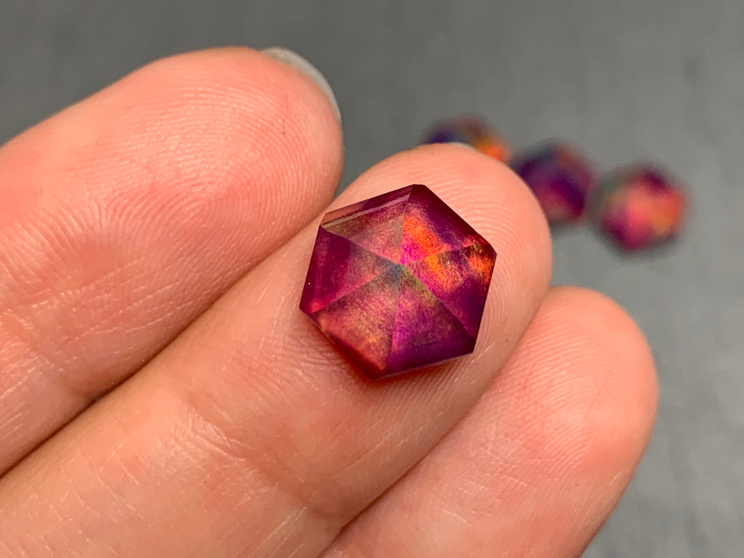 Faceted Aurora Opal hexagon 10mm cabochon - Doublet cabochons