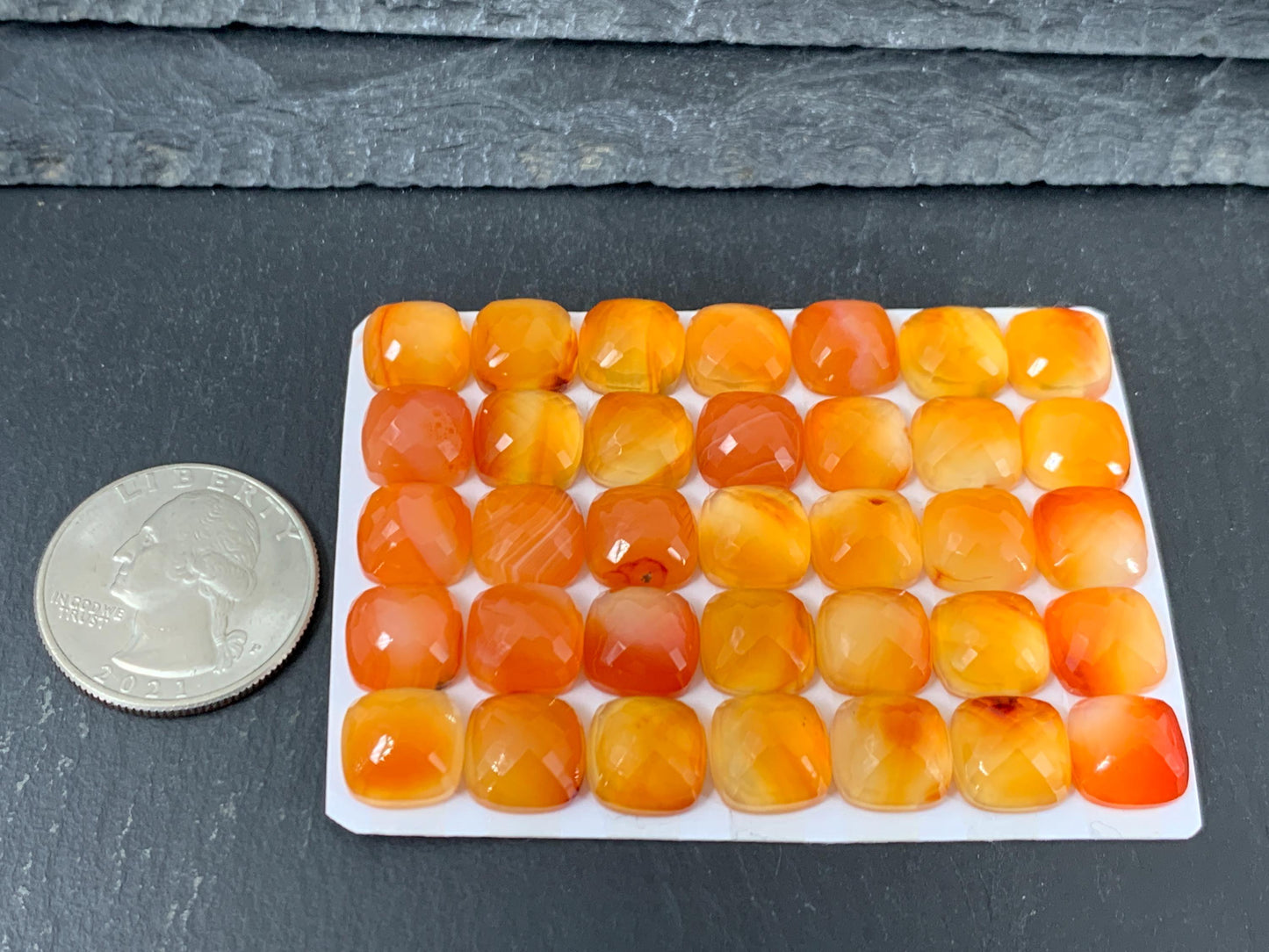 Faceted Carnelian square cushion 10mm cabochon - Calibrated cabochons