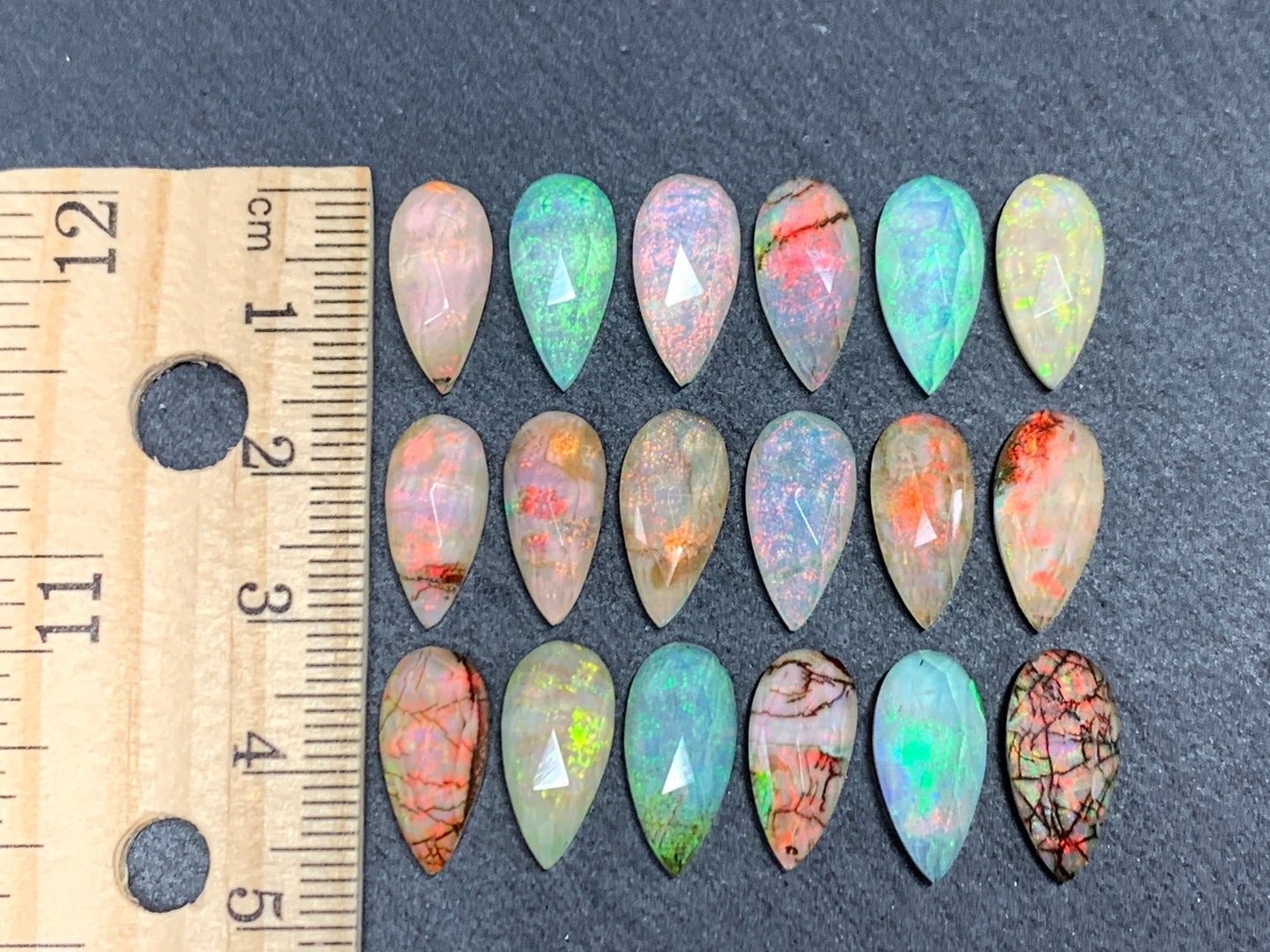Faceted Monarch Opal pear 7x15mm cabochons - Doublet cabochons