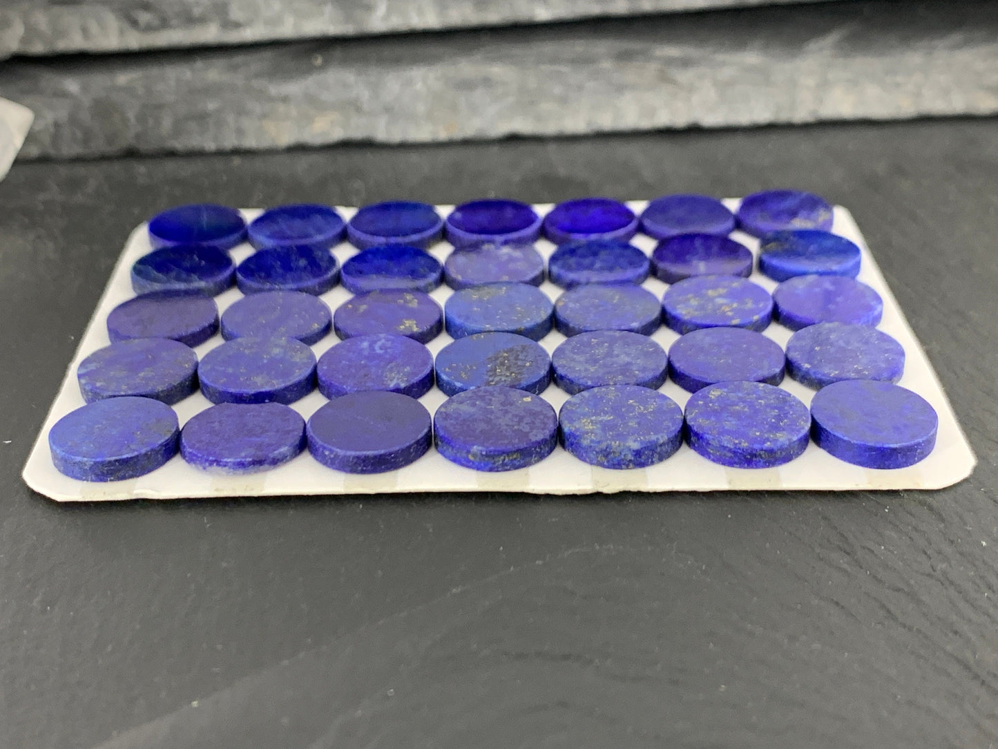 Flat Lapis Lazuli round 10mm cabochon - calibrated cabochons