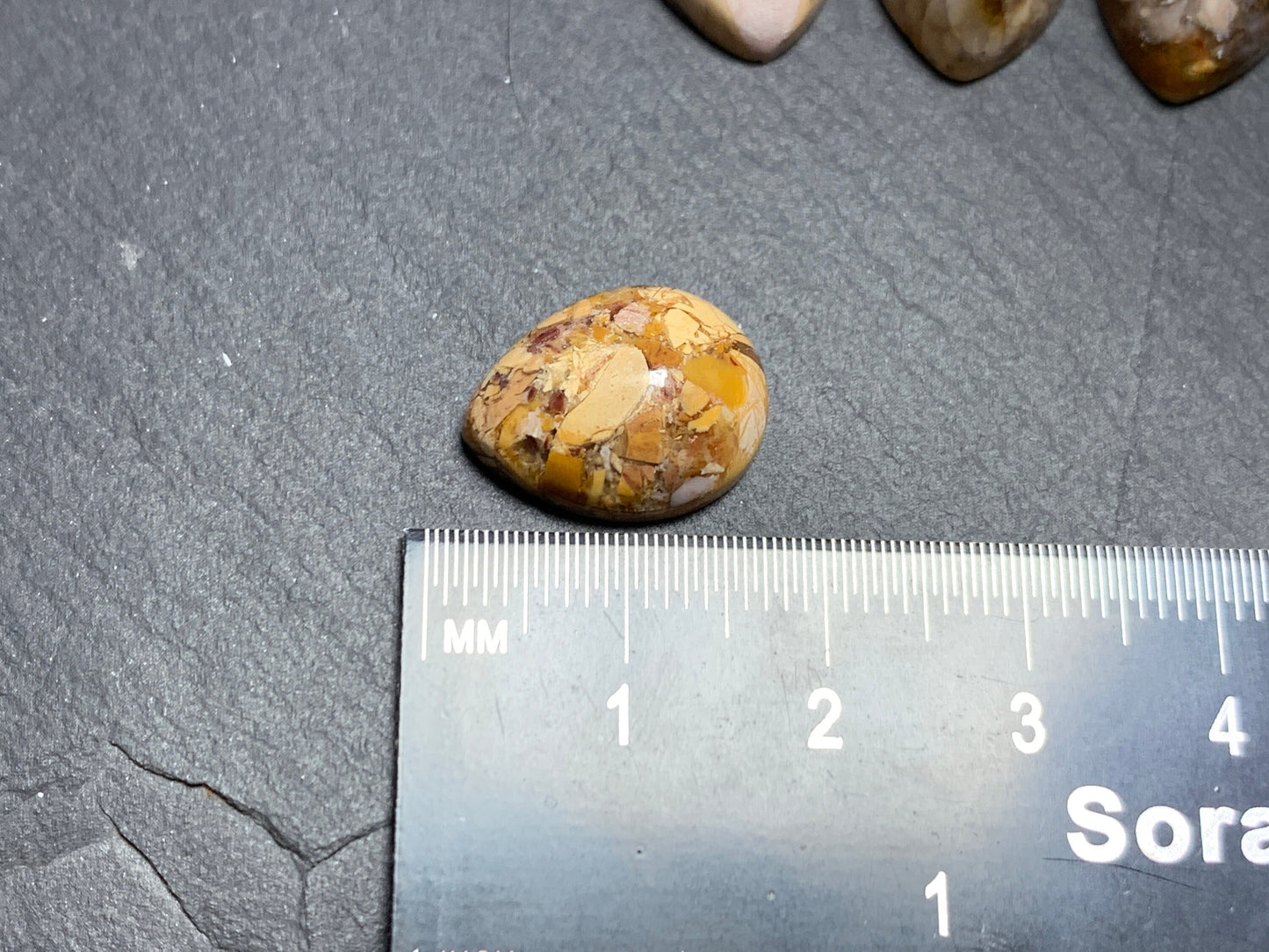 Brecciated Mookaite cabochon 12x16mm- Calibrated cabochons