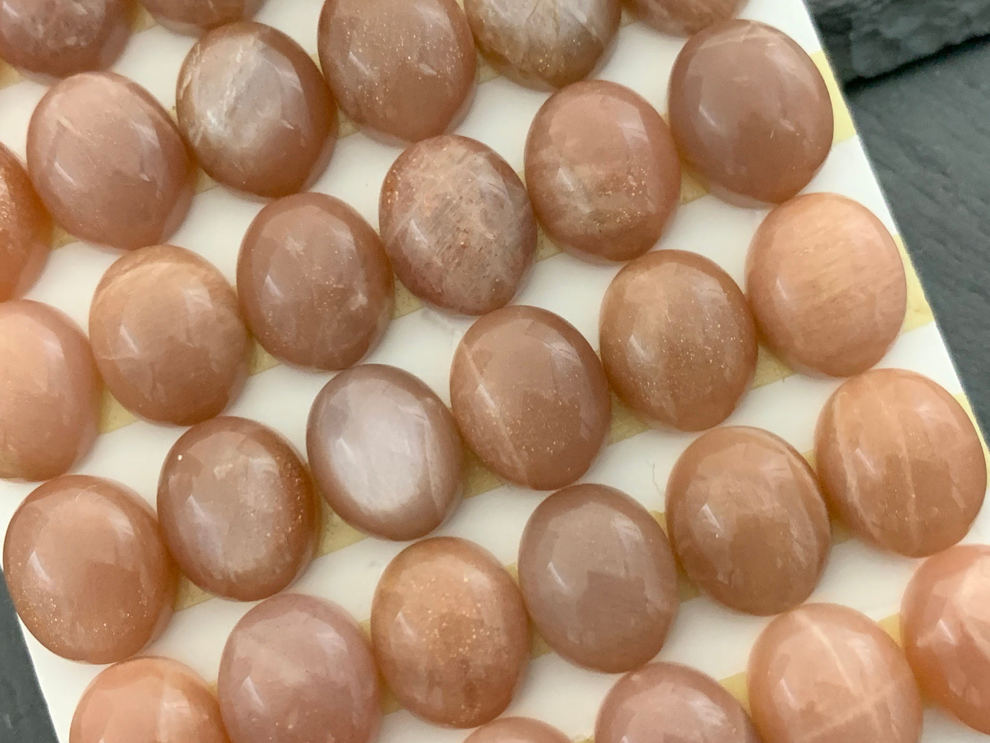 GoldSand Moonstone oval 10x12mm cabochon