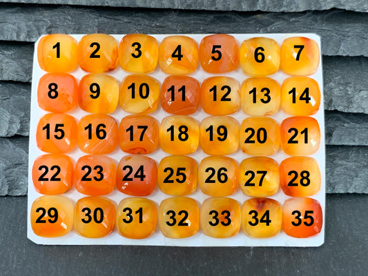 Faceted Carnelian square cushion 10mm cabochon - Calibrated cabochons