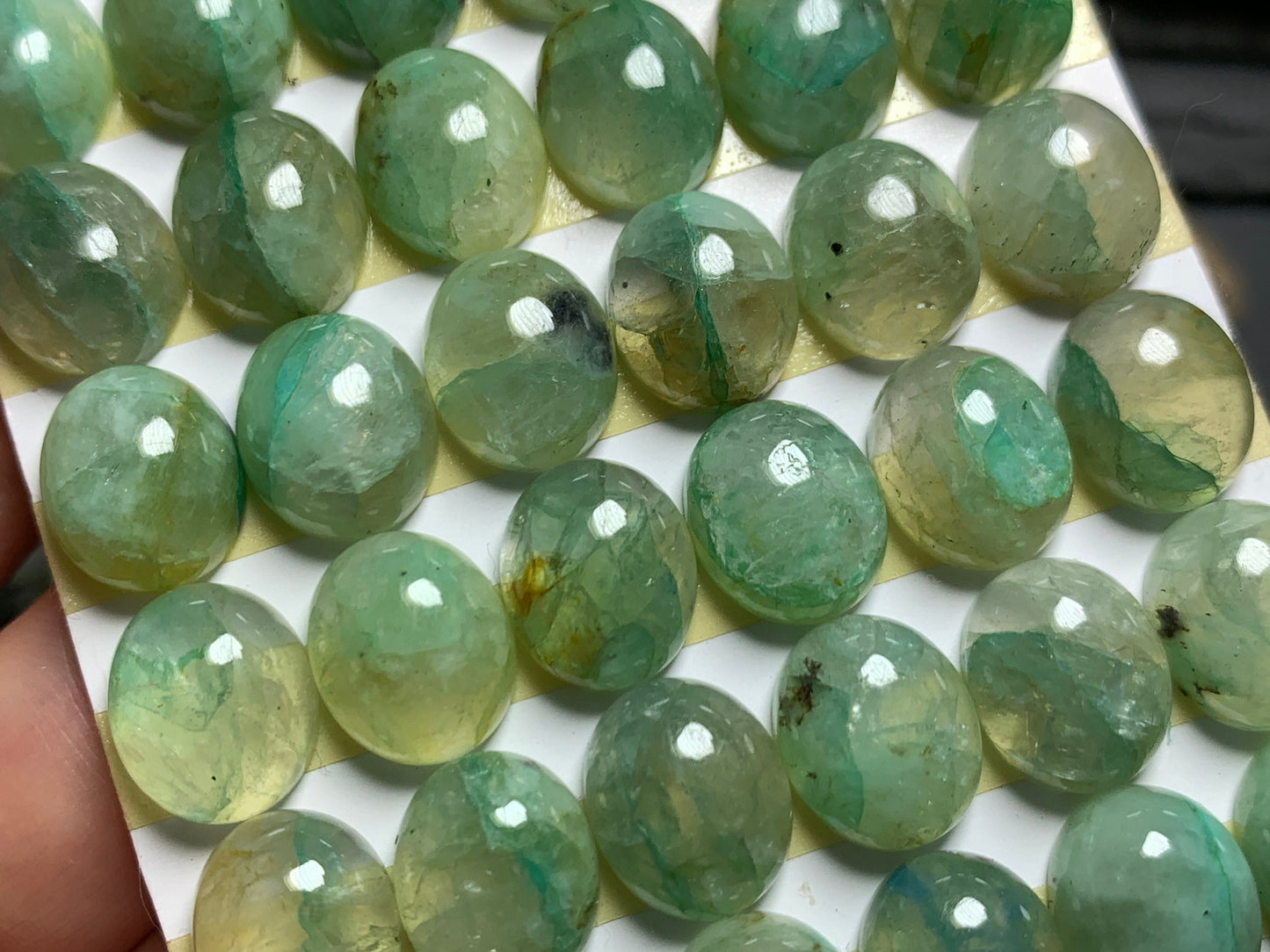 Chrysocolla Quartz oval 10x12mm cabochon - Calibrated cabochons