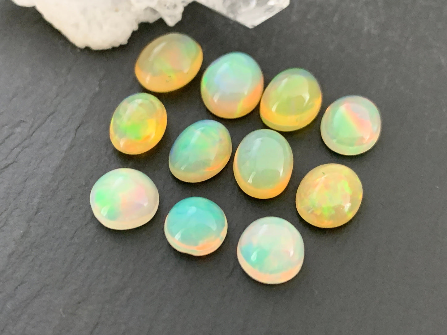 Ethiopian Opal 7-10mm cabochon
