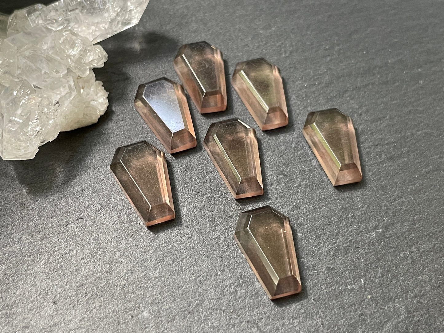 Faceted Color Changing Alexandrite coffin 10x16mm cabochon