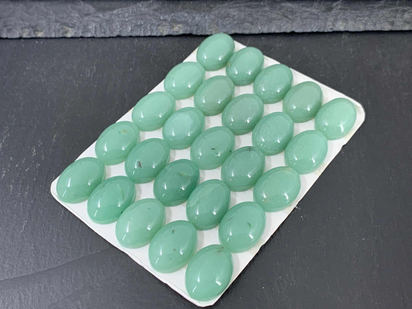 Green Aventurine Cabochon Oval 13x18mm – Natural Calibrated Gemstone For Jewelry