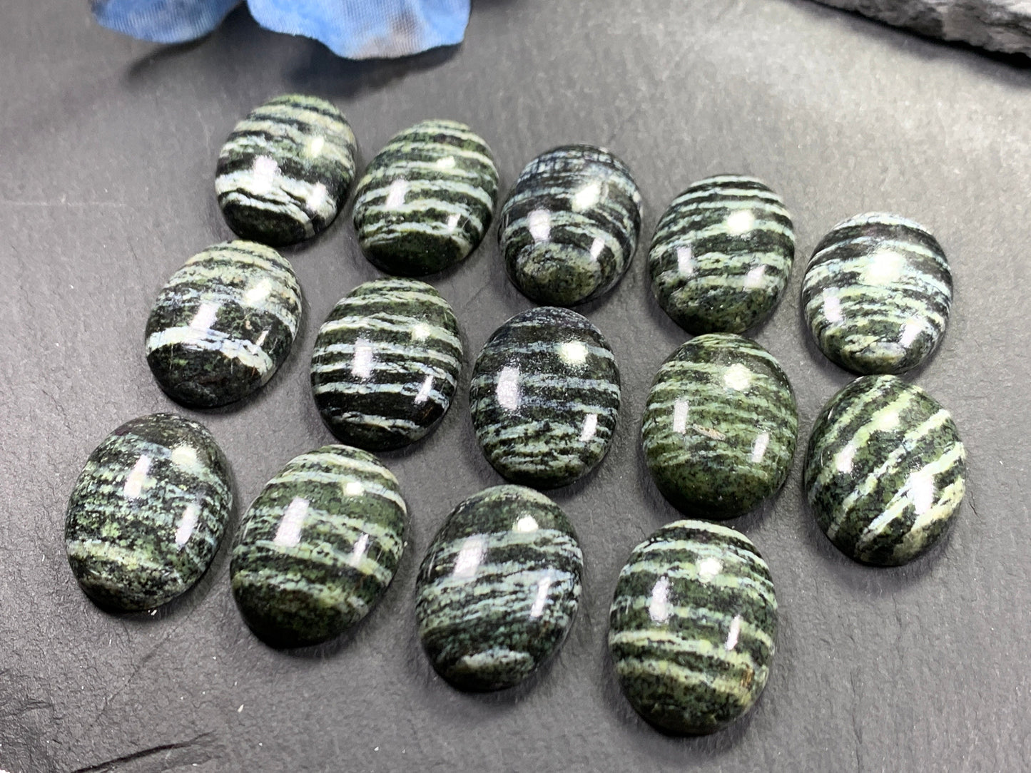Zebra Jasper oval 15x20mm cabochon - Calibrated cabochons