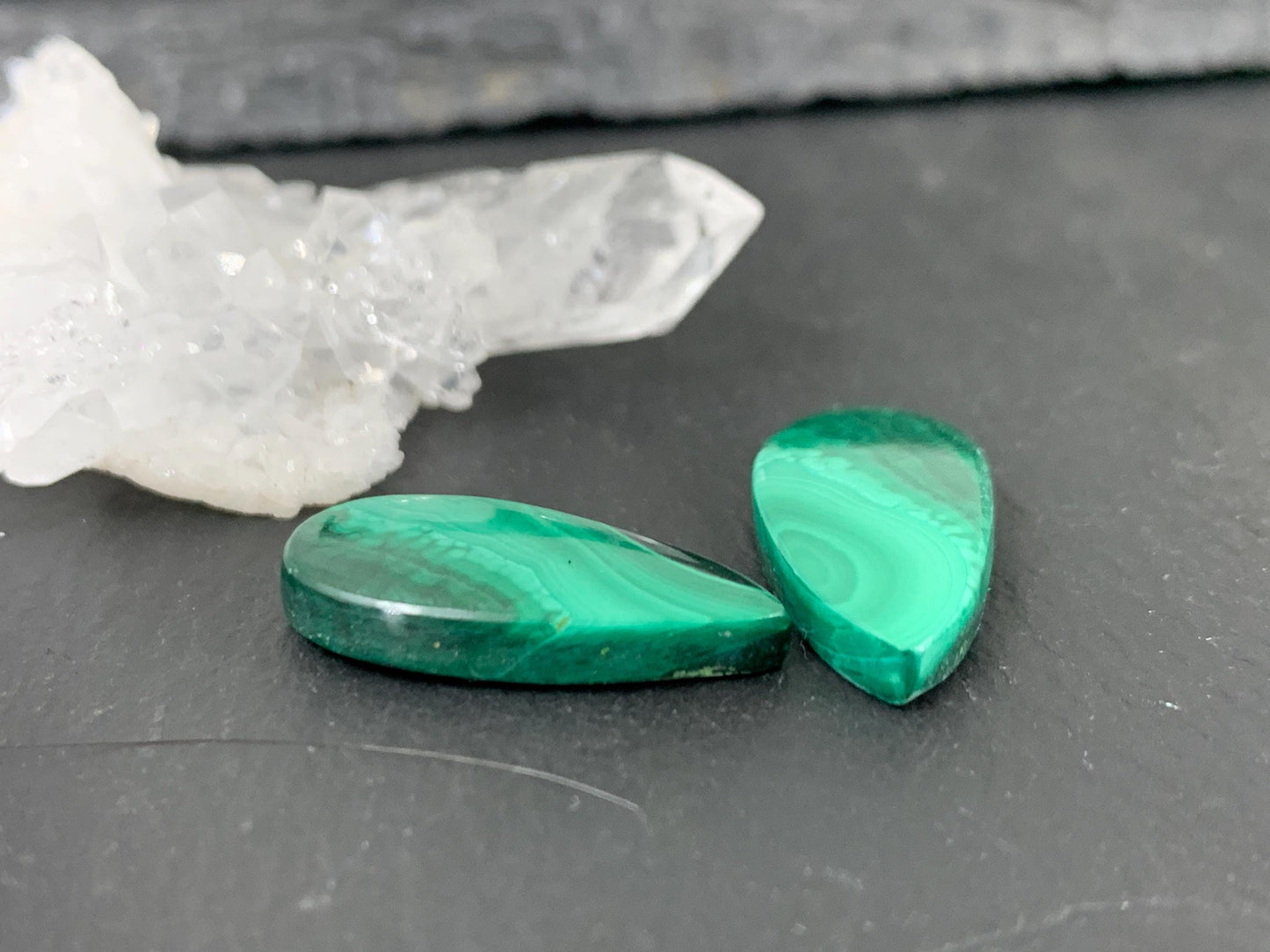 Malachite pear 10x21x3.5mm cabochon pair