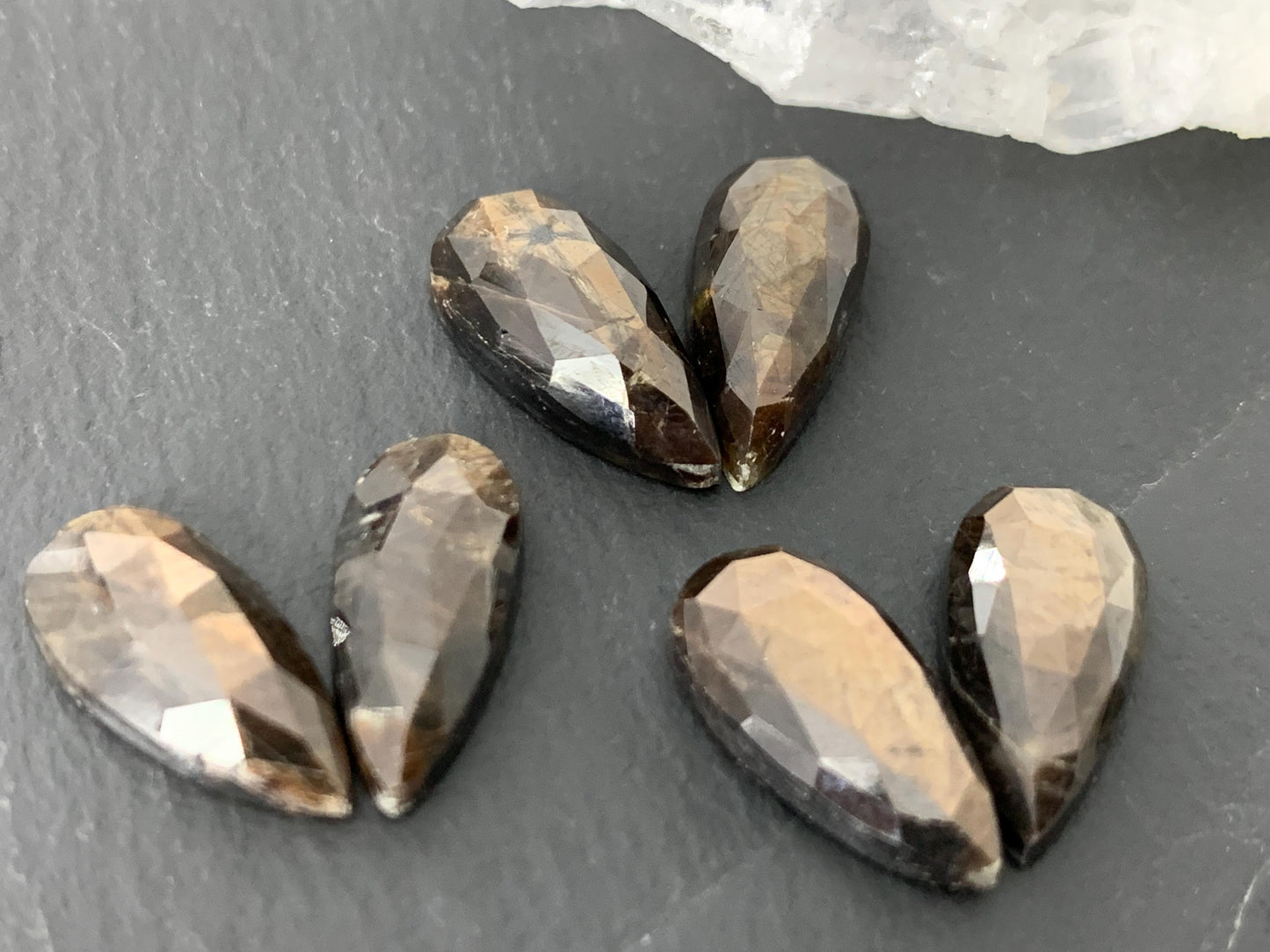 Faceted Star Sapphire pear 7x15mm cabochon - Pair of cabochons