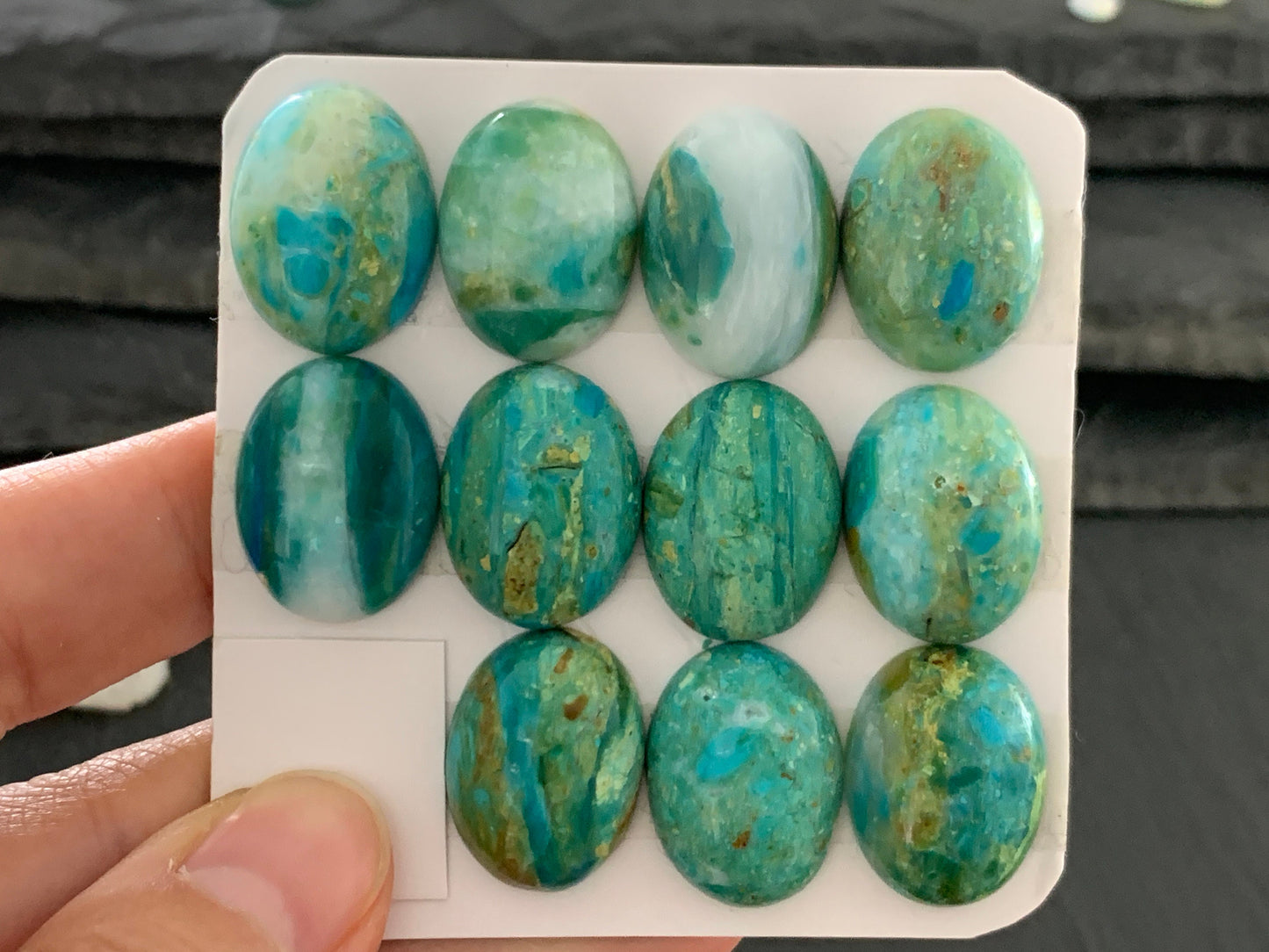 Opaline oval 15x20mm cabochon - Calibrated cabochons