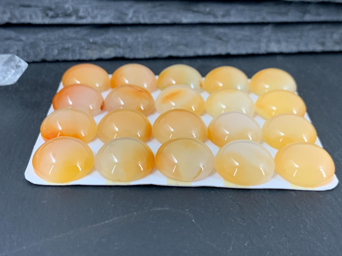 Carnelian round 15mm cabochon - Calibrated cabochons