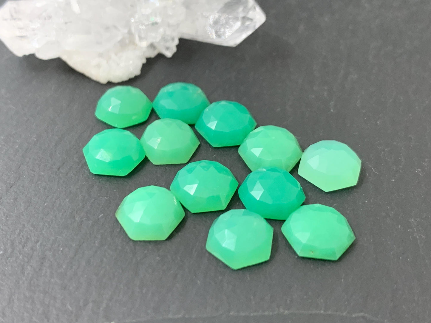 Faceted Chrysoprase hexagon 8mm cabochon