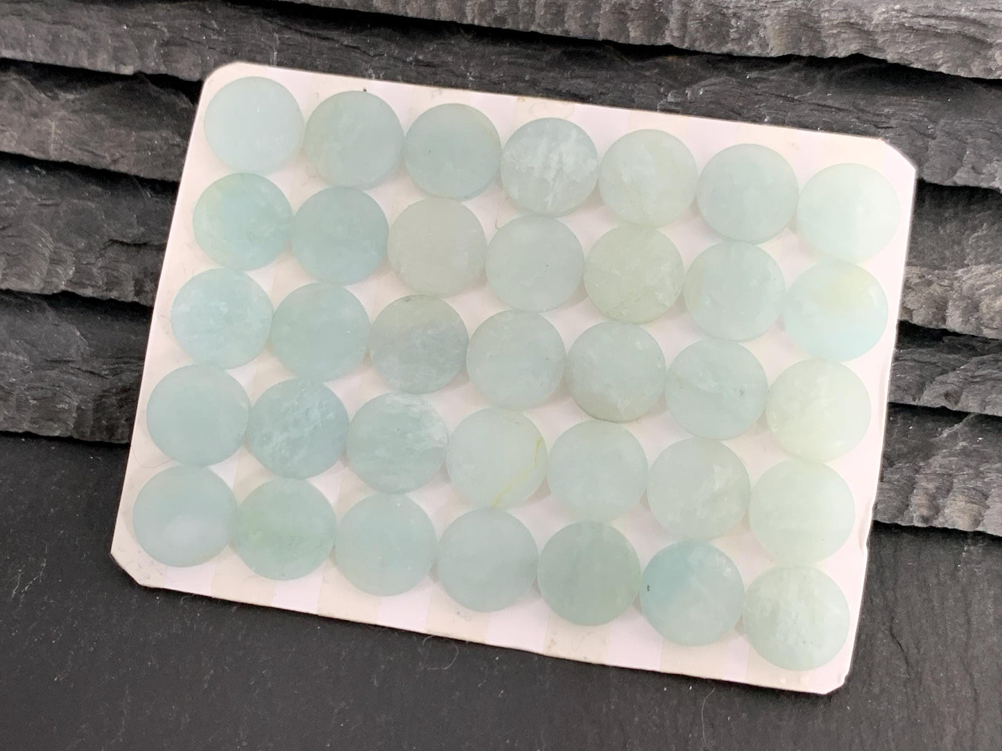 Flat Aquamarine round 10mm cabochon