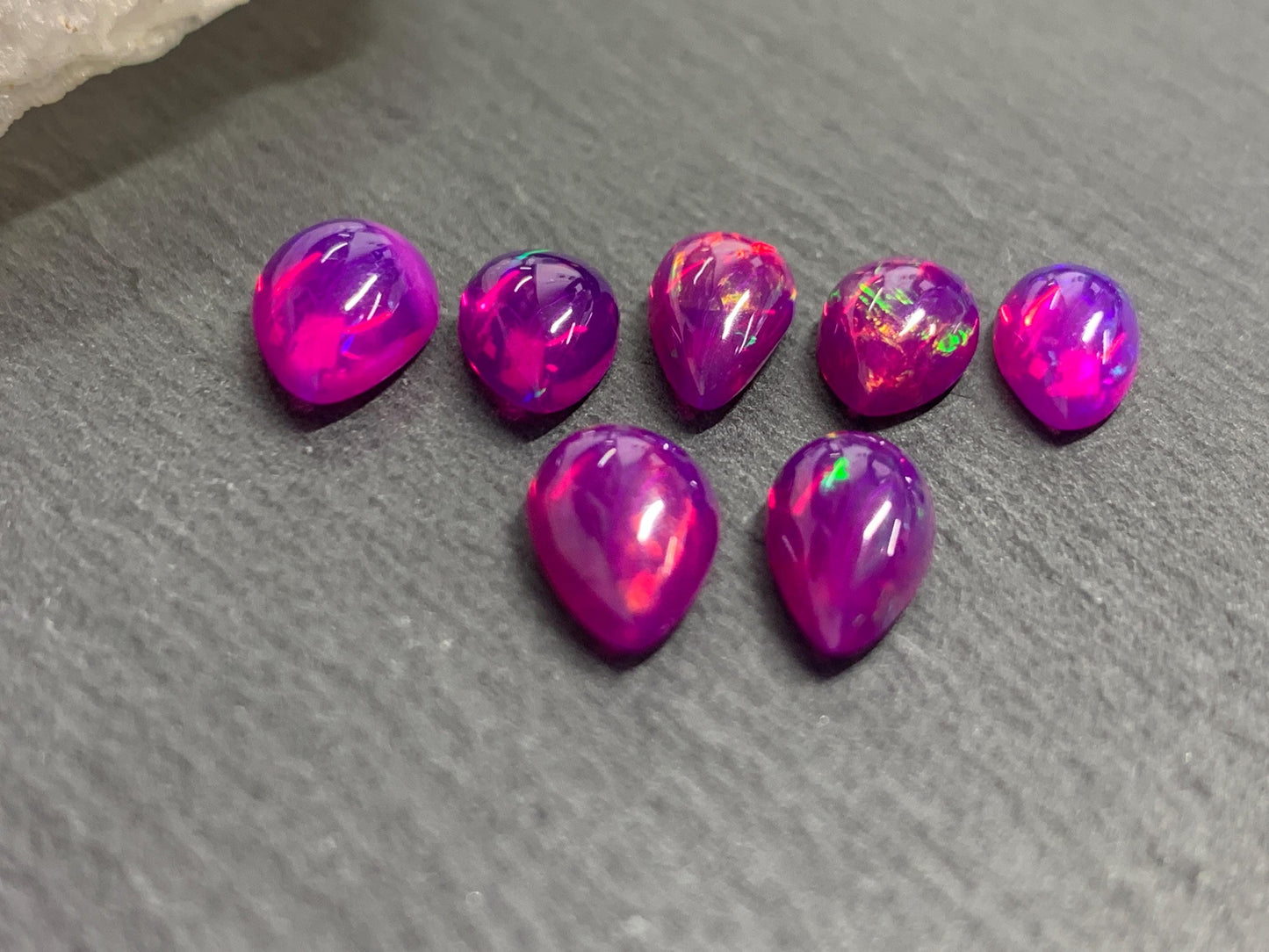 Ethiopian Opal pear 9-10mm long cabochon - Natural Opal smoked to purple color