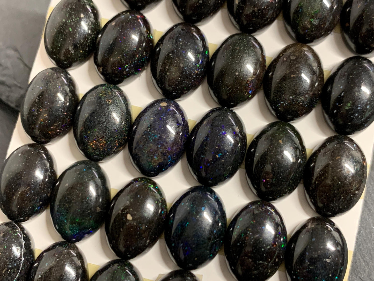 Black Andamooka Opal oval 10x14mm cabochon - Calibrated cabochons Andamooka Australia - Matrix Australian Opal