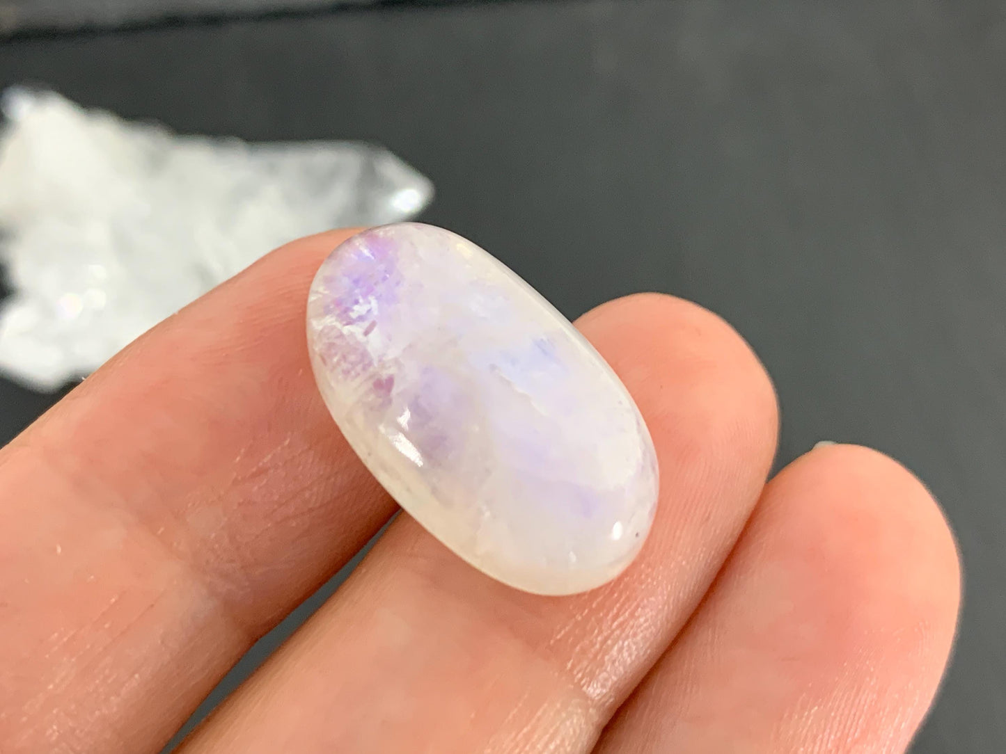 Rainbow Moonstone oval 21x12x7mm cabochon