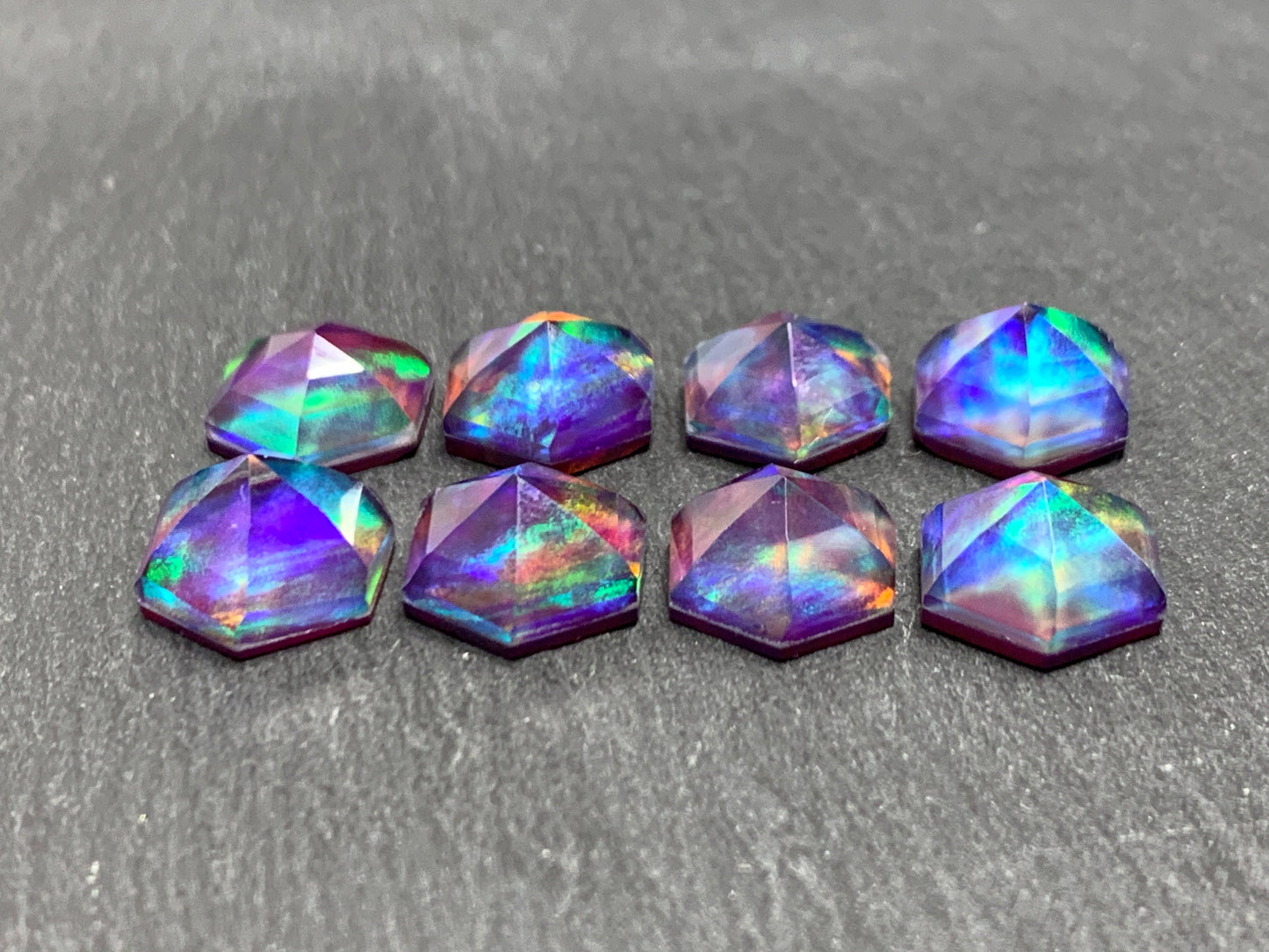 Faceted Aurora Opal hexagon 10mm cabochon - Doublet cabochons