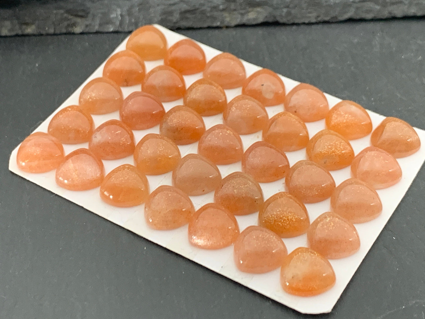 GoldSand Sunstone triangle 10x10mm cabochon