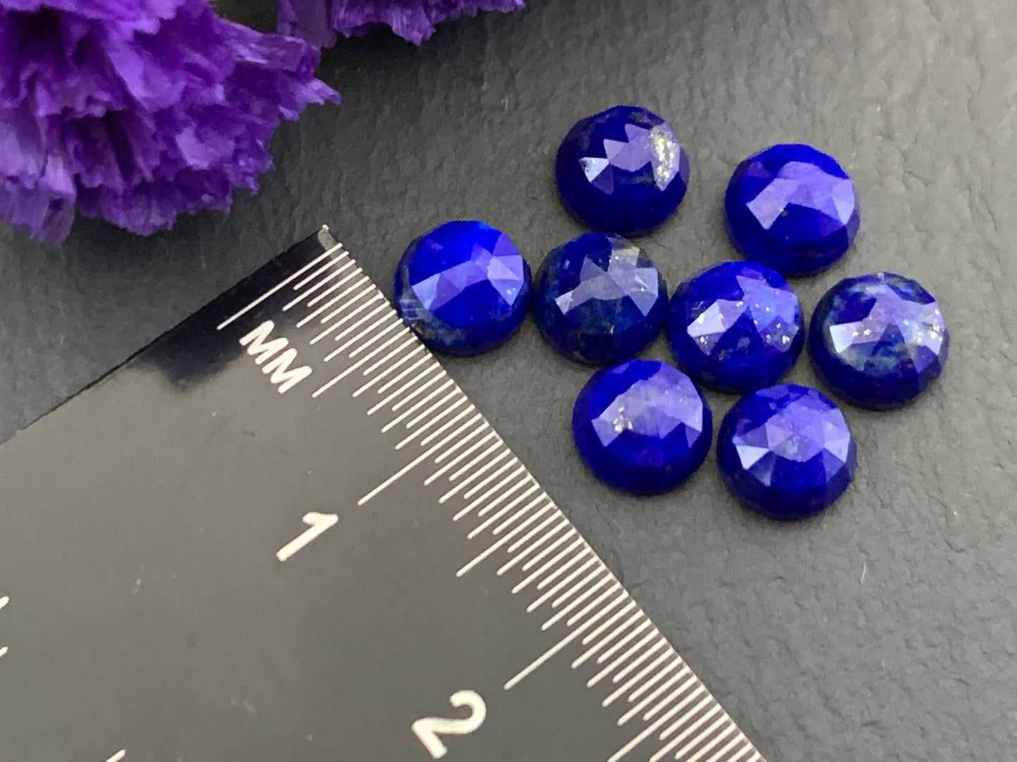 Faceted Lapis Lazuli round 6mm cabochon - Calibrated cabochons